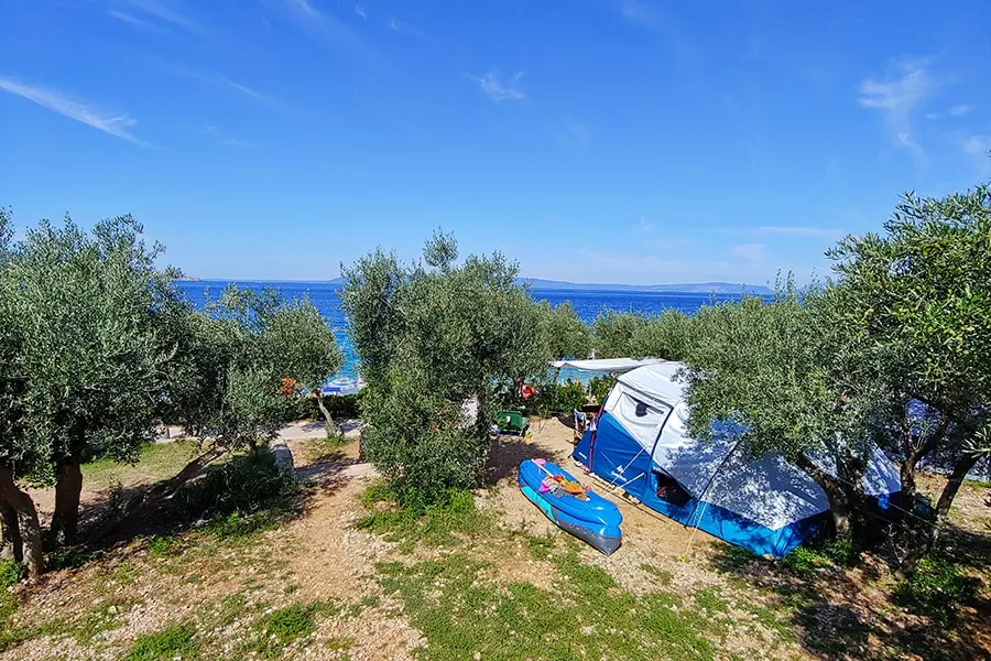 Kamperen in de herfst, camping Kovačine, Cres