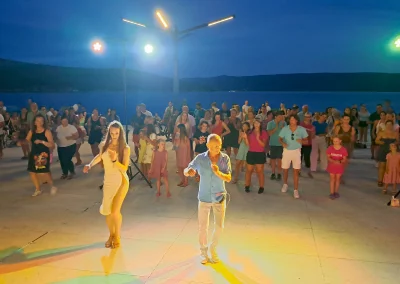 Elio Bašan vodi ljetnu plesnu školu u kampu Kovačine